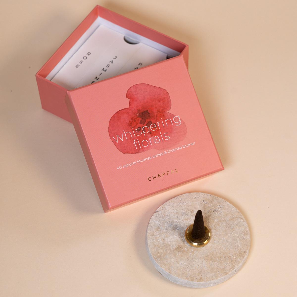 Whispering Florals Meditasyon Seti yakın çekim - Chappal